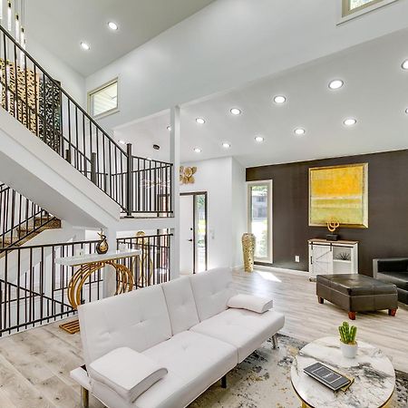 Bright And Modern Lincoln Home 1 Mi To Holmes Lake! Экстерьер фото