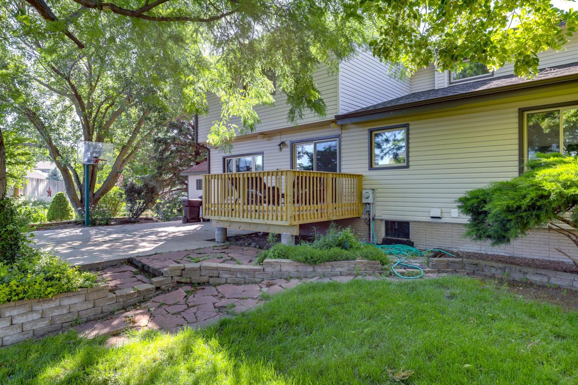 Bright And Modern Lincoln Home 1 Mi To Holmes Lake! Экстерьер фото